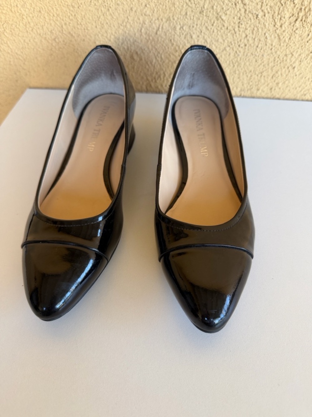 Ivanka Trump Black Patent Low Block Heel Pumps Size 6 - Picture 2 of 4